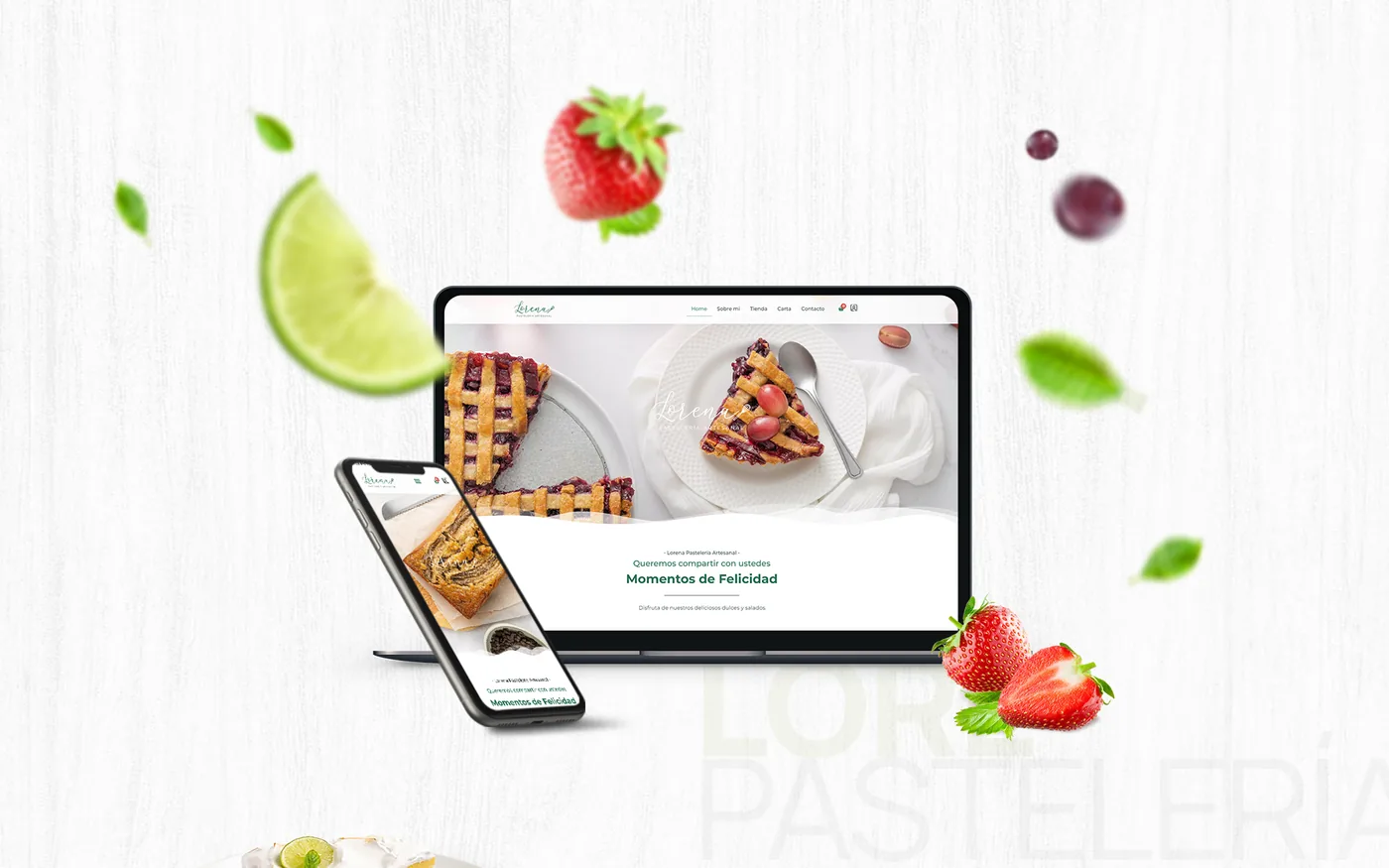 Tienda online de Pastelería Lore en tablet y móvil entre fresas y hojas